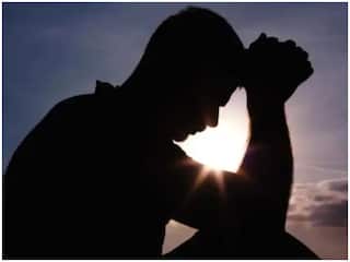 World Suicide Prevention Day: Know About Common Symptoms Of Depression, How You Can Help A Friend