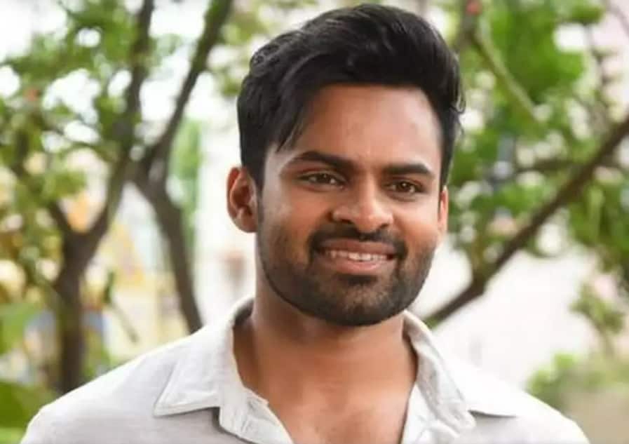 Sai Dharam Tej Accident: సాయి ధరమ్ తేజ్కు ప్రమాదం.. అపస్మారక స్థితిలోకి హీరో, ఆస్పత్రికి చిరు, పవన్ Hyderabad: Hero sai dharam tej met with an accident near Durgam cheruvu cable bridge Sai Dharam Tej Accident: సాయి ధరమ్ తేజ్కు ప్రమాదం.. అపస్మారక స్థితిలోకి హీరో, ఆస్పత్రికి చిరు, పవన్