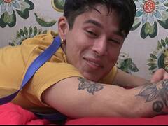 Bigg Boss OTT: Neha Bhasin ने Pratik Sehajpal को दी मसाज, प्रतीक ने जानिए क्या कहा