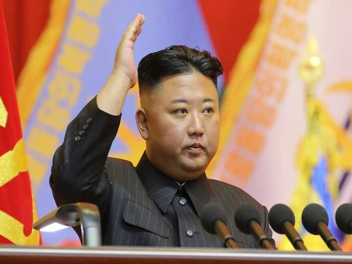 north korea kim jong un two teen executed for watching south korean and american drama series or films says report North Korea : उत्तर कोरियाच्या दोन विद्यार्थ्यांना चित्रपट पाहणं पडलं महागात, हुकूमशाह किम जोंग उनकडून मृत्यूदंडाची शिक्षा