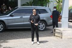 मां के निधन के 2 दिन बाद फिल्म की शूटिंग के लिए लंदन रवाना हुए Akshay Kumar, नहीं होने देना चाहते हैं मेकर्स का नुकसान