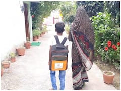 Etawah News: यूरिन ड्रॉप आउट की समस्या बनी मासूम के लिए अभिशाप, मां ने लगाई योगी सरकार से मदद की गुहार