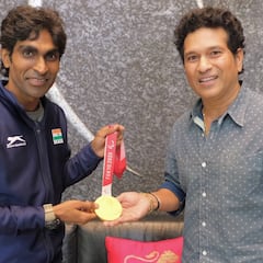 Sachin Tendulkar: సచిన్‌ను కలవాలన్నది చిన్ననాటి కల... ఆ రోజు రాత్రి నిద్రపోలేదు... పారా అథ్లెట్ ప్రమోద్ భగత్