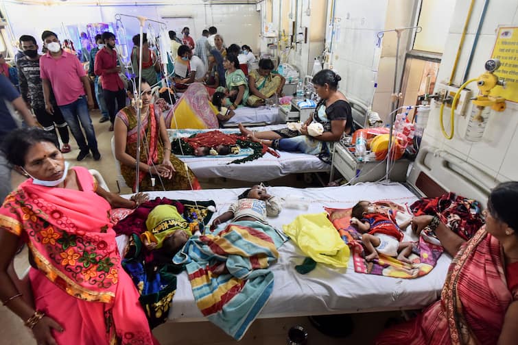 Viral fever cases are rising among children in Delhi after UP and Bihar, says doctors Viral Fever News: दिल्ली-एनसीआर में डेंगू के बाद अब वायरल बुखार ने भी दी दस्तक, पीड़ित बच्चों की संख्या बढ़ी