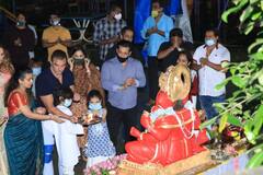 Happy Ganesh Chaturthi: देश में गणेश उत्सव की धूम, पिछले साल ऐसे बॉलीवुड टाउन में हुआ था गणपति का स्वागत