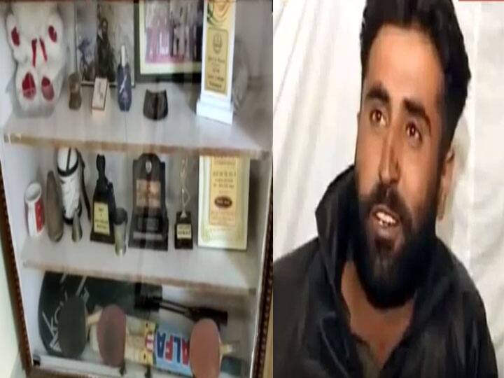 वहीं एक और खास बात थी विक्रम बत्रा में. कैप्टन विक्रम एक हाथ से जीप चलाते हुए दूसरे हाथ में एके 47 लेकर दुश्मन पर निशाना साध देते थे. भाई के इस अनूठे हुनर का खुलासा खुद विशाल बत्रा ने किया था. (फोटो – सोशल मीडिया)