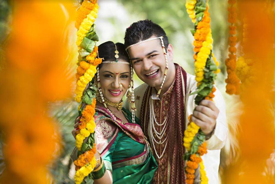 ABP Weddings know about abp weddings matrimonial website marriage update ABP Weddings : आज हजारो लोक जुळवून आणलेल्या 'प्रेम विवाहा'ची निवड का करत आहेत?
