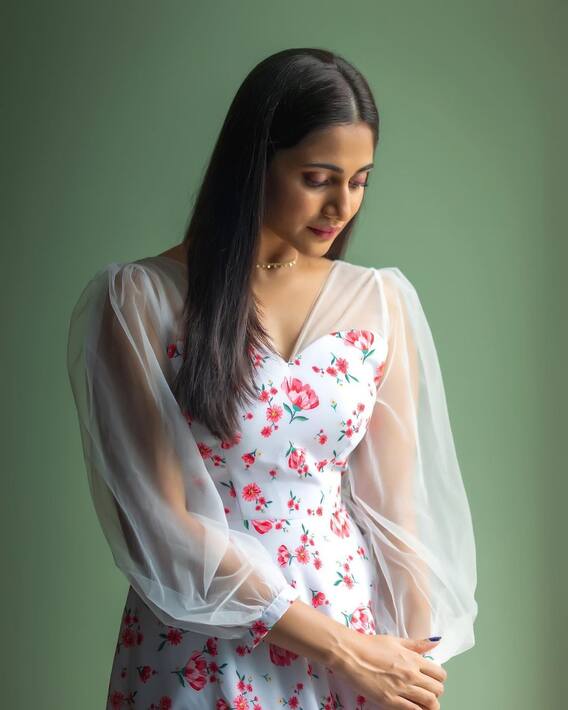Actress Losliya pics: வெள்ளை நிறமே...வெள்ளை நிறமே... - லாஸ்லியா போட்டோ ஆல்பம் Actress Losliya pics: வெள்ளை நிறமே...வெள்ளை நிறமே... - லாஸ்லியா போட்டோ ஆல்பம்