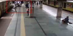 Howrah Station: চলন্ত ট্রেনে উঠতে গিয়ে পিছলে পড়লেন যাত্রী, আরপিএফ জওয়ানদের তৎপরতায় রক্ষা, ধরা পড়ল সিসি ক্যামেরায়
