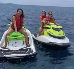 ਸਾਰਾ ਅਲੀ ਖਾਨ ਨੇ ਗਰਲ ਗੈਂਗ ਨਾਲ ਮਾਲਦੀਵ 'ਚ ਕੀਤੀ ਮਸਤੀ, ਦੇਖੋ ਵਾਇਰਲ ਤਸਵੀਰਾਂ 'ਚ ਅਦਾਕਾਰਾ ਦਾ ਜਲਵਾ