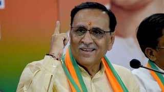 વિજય રૂપાણીના અવસાનથી ગુજરાત શોકમગ્ન: ABVP થી CM સુધીની તેમની રાજકીય યાત્રાનો કરુણ અંજામ! જુઓ રાજકીય સફર
