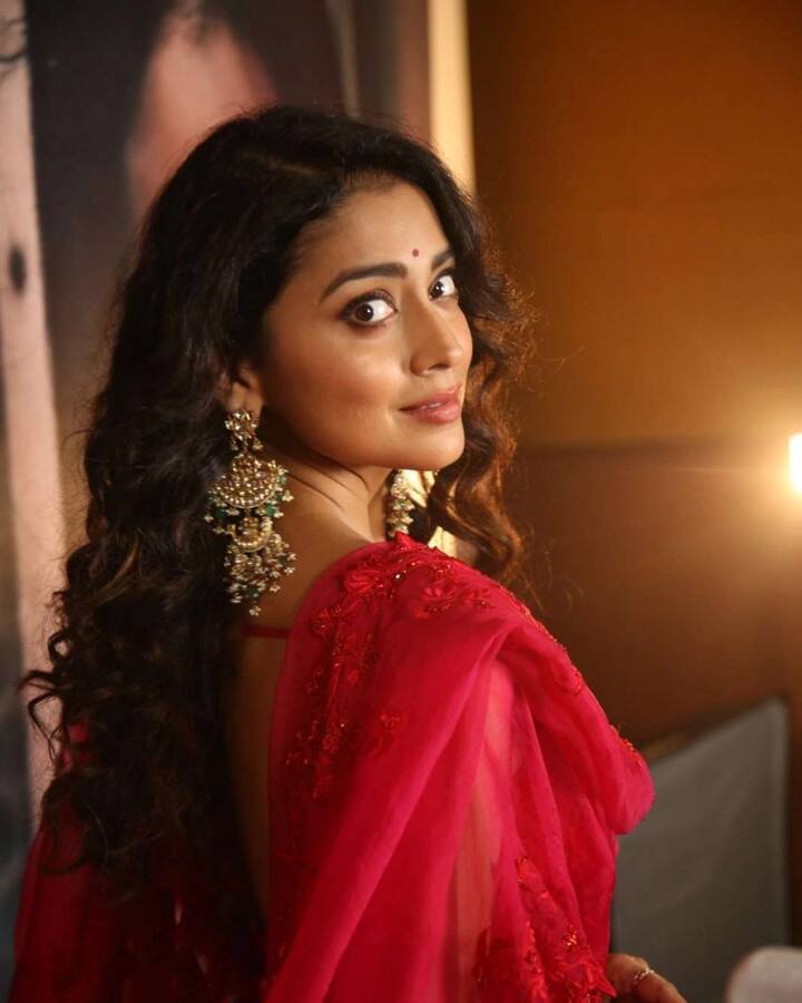 अभिनेत्री श्रिया सरनचा आज वाढदिवस. तिचा जन्म 11 सप्टेंबर 1982 रोजी झाला(Photo:@shriya_saran1109/IG)