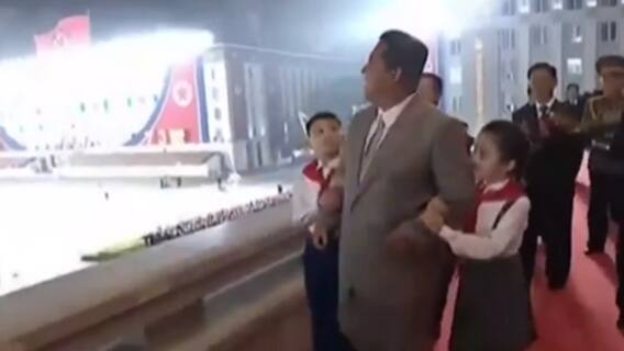 'इच्छाधारी' किम जोंग का नया पैंतरा ! | सनसनी