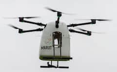 In Pics: వ్యాక్సిన్లను డ్రోన్లు ఎలా పట్టుకెళ్తున్నాయో చూడండి.. దేశంలో తొలిసారి వికారాబాద్‌లో..