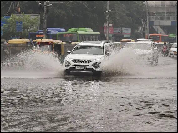 ਦਿੱਲੀ 'ਚ 13 ਜੁਲਾਈ ਤਕ ਮਾਨਸੂਨ ਰੰਗ 'ਚ ਆਇਆ। ਇਸ ਵਾਰ ਮਾਨਸੂਨ ਦੇਰੀ ਨਾਲ ਐਕਟਿਵ ਹੋਇਆ ਪਰ ਰਿਕਾਰਡ ਤੋੜ ਬਾਰਸ਼ ਹੋਈ।
