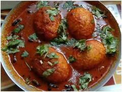 Kitchen Hacks: सब्जी में नमक या मिर्च हो जाए तेज, तो ट्राई करें ये ट्रिक्स