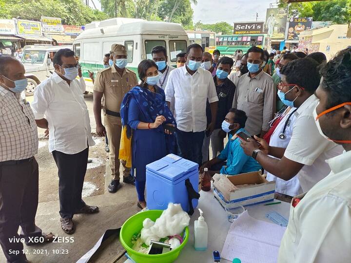 Thiruvarur aims to vaccinate 63,000 people in one day today திருவாரூரில் இன்று ஒரே நாளில் 63 ஆயிரம் நபர்களுக்கு கொரோனா தடுப்பூசி செலுத்த இலக்கு...!