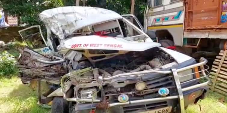 Hooghly Chanditala accident ambulance collided head-on with  lorry, killing 1 and injuring 4 Hooghly:হাসপাতালে যাওয়ার পথে লরির সঙ্গে মুখোমুখি সংঘর্ষ অ্যাম্বুলেন্সের, মৃত ১, জখম ৪
