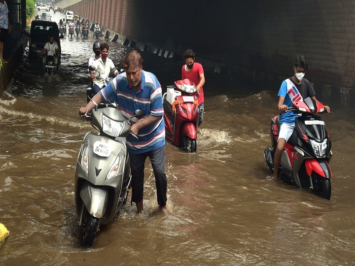 India Monsoon Update: दिल्ली में बारिश ने तोड़ा 121 साल का रिकॉर्ड, आज यूपी, पंजाब, हरियाणा, उत्तराखंड में भारी बारिश की संभावना