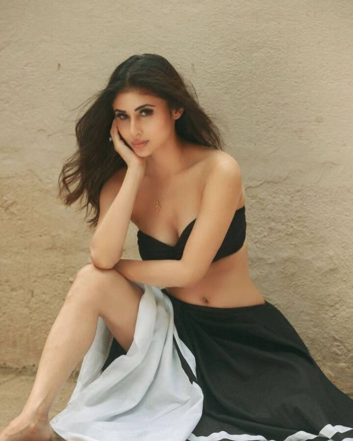 Sharing the pictures, Mouni wrote, “The day whistled with promise, with music, with romance, with magic…..”. Sharing another post, she wrote, “Positively exotic”. (Image courtesy - @imouniroy/Instagram)