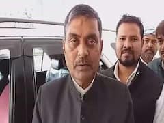 Ram Achal Rajbhar: बीएसपी से निष्कासित रामअचल राजभर जनता के बीच पहुंचे, पार्टी से निकाले जाने का दर्द छलका