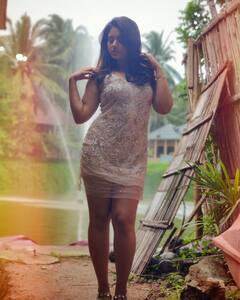 Poonam Bajwa pics: பூனம் பஜ்வா டேட்டஸ்ட் க்ளிக்ஸ்