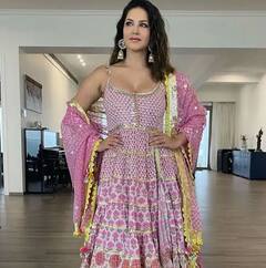 In Pics: Sunny Leone ਨੇ ਪਤੀ ਤੇ ਬੱਚਿਆਂ ਨਾਲ ਮਨਾਈ ਗਣੇਸ਼ ਚਤੁਰਥੀ, ਸਾਹਮਣੇ ਆਈਆਂ ਟ੍ਰੈਡੀਸ਼ਨਲ ਲੁੱਕ 'ਚ ਖਾਸ ਤਸਵੀਰਾਂ