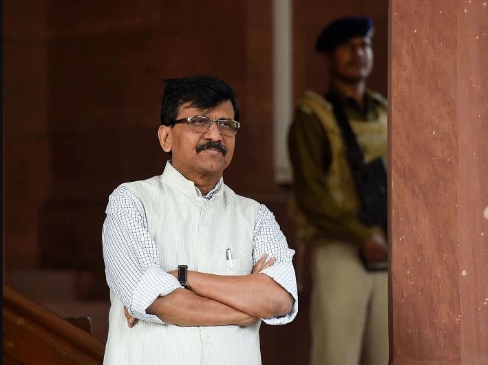 Sanjay Raut Shiv Sena may contest elections in Uttar Pradesh on around 100 seats यूपी में शिवसेना का कांग्रेस के साथ होगा गठबंधन? संजय राउत ने यूपी में 100 सीटों पर चुनाव लड़ने का किया दावा