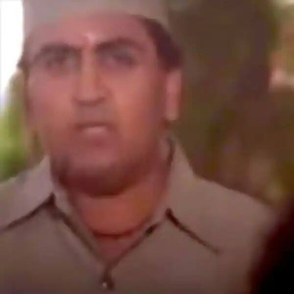 साल 2000 में आई अक्षय कुमार की फिल्म 'खिलाड़ी 420' में दिलीप छोटे से रोल में दिखे.