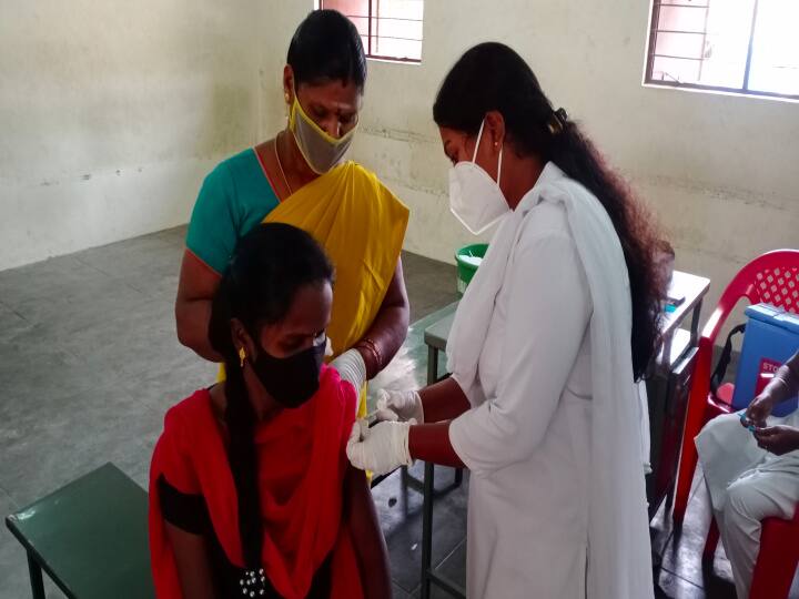 thruvannamalai The target is to vaccinate 1 lakh 24 thousand people today திருவண்ணாமலையில் இன்று 1.24 லட்சம் பேருக்கு தடுப்பூசி செலுத்த இலக்கு...!