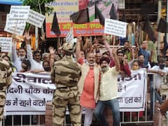 Chandni Chowk: सीएम केजरीवाल ने पुनर्विकास के बाद चांदनी चौक का किया उद्घाटन, कई लोगों ने प्रदर्शन करते हुए मुख्यमंत्री के खिलाफ की नारेबाजी