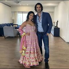 In Pics: Sunny Leone ਨੇ ਪਤੀ ਤੇ ਬੱਚਿਆਂ ਨਾਲ ਮਨਾਈ ਗਣੇਸ਼ ਚਤੁਰਥੀ, ਸਾਹਮਣੇ ਆਈਆਂ ਟ੍ਰੈਡੀਸ਼ਨਲ ਲੁੱਕ 'ਚ ਖਾਸ ਤਸਵੀਰਾਂ