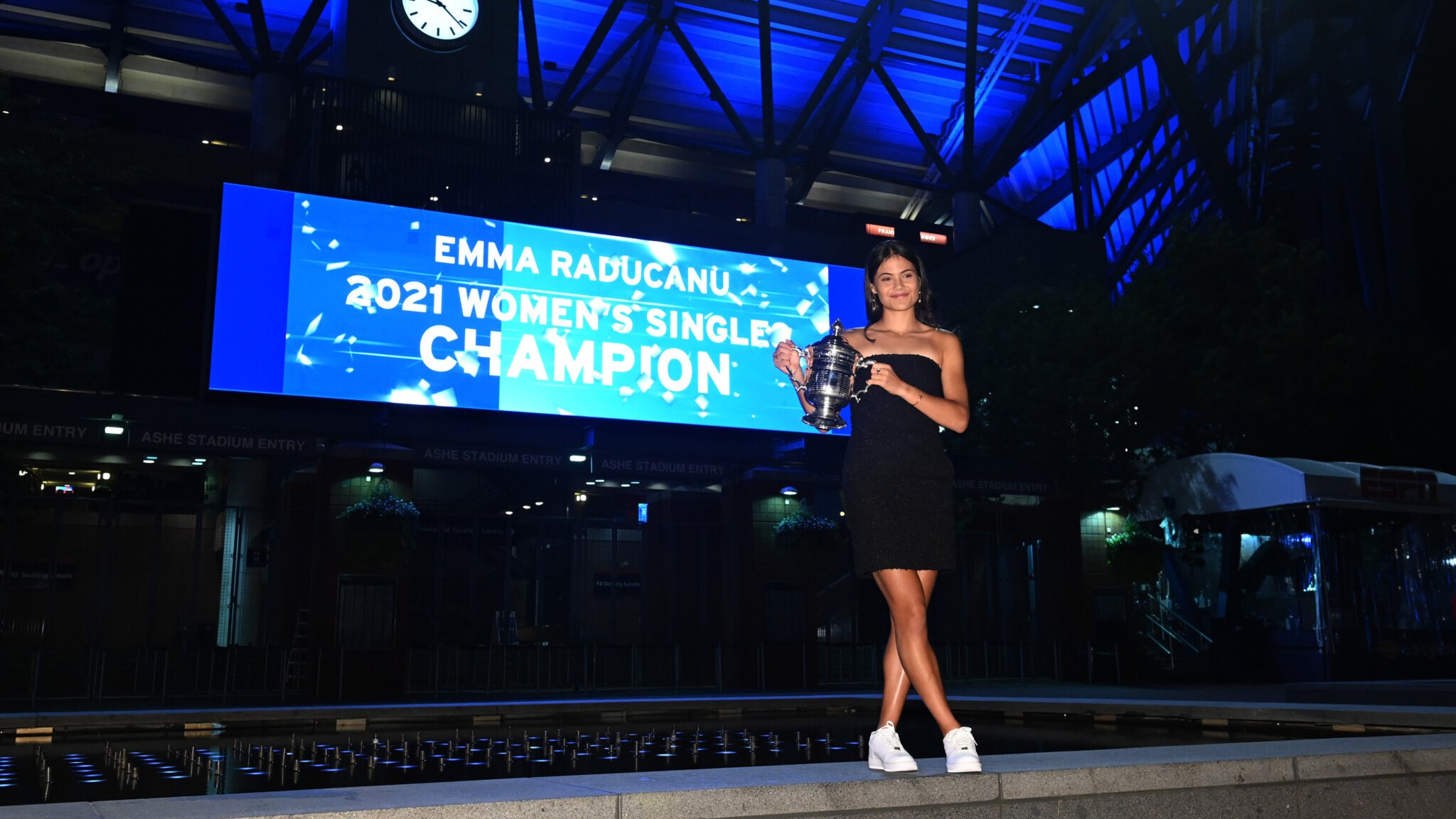US Open Final: 18 Year Old Raducanu Scripts History, Becomes First British Woman To Win Slam In 41 Years