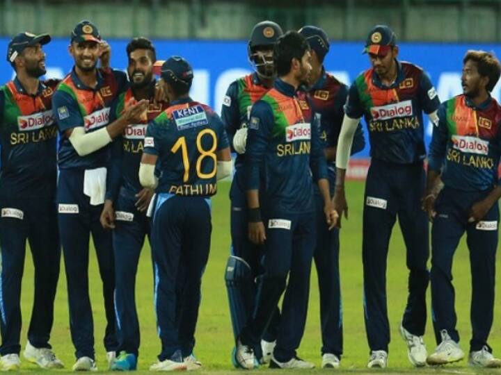 Sri Lanka T20 WC Squad: श्रीलंका ने टी20 विश्व कप के लिए किया टीम का एलान, इन खिलाड़ियों को मिली जगह Sri Lanka Squad For T20 World Cup 2022: Dinesh Chandimal Named in Reserves, know details Sri Lanka T20 WC Squad: श्रीलंका ने टी20 विश्व कप के लिए किया टीम का एलान, इन खिलाड़ियों को मिली जगह