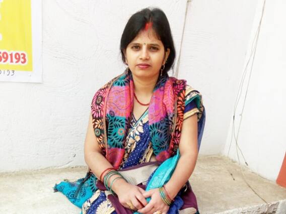 Bihar Crime: आरा में पंखे से लटका मिला महिला का शव, पति, देवर सहित तीन लोगों को किया गया गिरफ्तार Bihar Crime: आरा में पंखे से लटका मिला महिला का शव, पति, देवर सहित तीन लोगों को किया गया गिरफ्तार