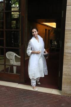 Bollywood Babes का दिखा देसी अंदाज, इंडियन लुक में छाईं Malaika Arora, Shraddha Kapoor और Alia Bhatt