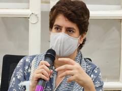 Priyanka Gandhi in UP: मिशन 2022 को लेकर प्रियंका गांधी की मैराथन बैठकें, कहा- टिकट बंटवारे में होगी संगठन की भूमिका