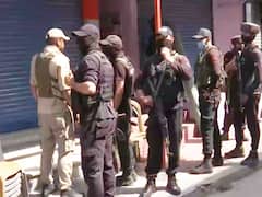 Terrorist Attack: श्रीनगर में आतंकी हमला, एक पुलिस अधिकारी शहीद, हमलावरों को पकड़ने के लिए तलाश जारी