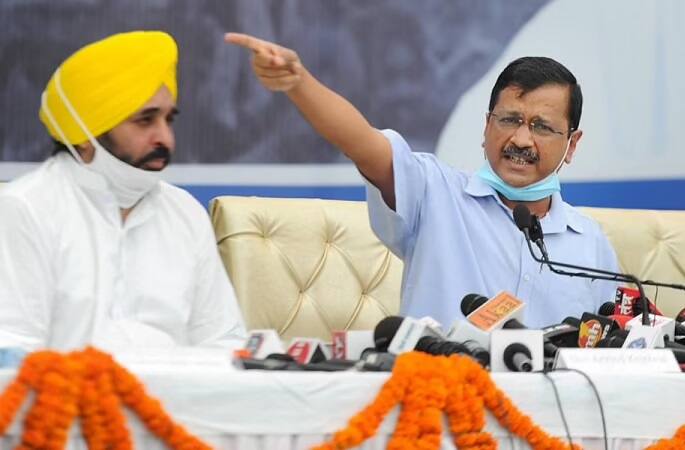 ਭਗਵੰਤ ਮਾਨ ਦੀਆਂ ਸੱਧਰਾਂ 'ਤੇ ਫਿਰਿਆ ਪਾਣੀ, ਕੇਜਾਰੀਵਾਲ ਦੀ ਨਸੀਹਤ, 'ਅਹੁਦੇ ਦੀ ਆਸ ਨਾ ਰੱਖਿਓ' Arvind Kejriwal advice keep no hope for any designation ਭਗਵੰਤ ਮਾਨ ਦੀਆਂ ਸੱਧਰਾਂ 'ਤੇ ਫਿਰਿਆ ਪਾਣੀ, ਕੇਜਾਰੀਵਾਲ ਦੀ ਨਸੀਹਤ, 'ਅਹੁਦੇ ਦੀ ਆਸ ਨਾ ਰੱਖਿਓ'