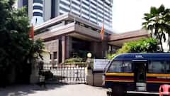 Taj Lands End Ganpati:पंचतारांकित हॉटेल ताज लॅंड्स एंड मध्ये गणपती बाप्पाला गेटवर ताटकळत कुणी ठेवलं?