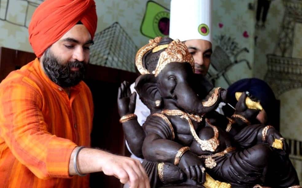 Ludhiana Chefs Create 200 Kg Chocolate Ganesha Chocolate Ganesha: ఆ చాకోలెట్ వినాయకుడిని చివరికి ఏం చేస్తారంటే...?