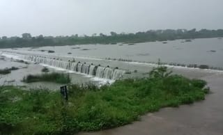 ગુજરાતના ક્યા મોટા શહેરમાં ભારે વરસાદને કારણે સ્કૂલોમાં રજા જાહેર કરાઈ