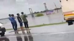 રાજકોટઃ આ ગામ મૂશળધાર વરસાદને કારણે ફેરવાયું બેટમાં, જુઓ ગુજરાતી ન્યૂઝ