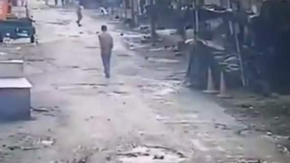 BJP सांसद अर्जुन सिंह के घर हुआ था अटैक, सामने आया CCTV Video | Seedhe Field Se