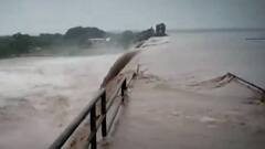 Gujarat 'submerges' in floods, heavy rainfall disrupts normal life | Matrabhumi (13 Sept, 2021)