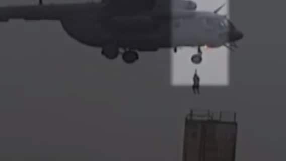 જામનગરઃ પૂર પ્રભાવિત વિસ્તારોમાં એરફોર્સનું ઓપરેશન, કેટલા લોકોને કરાયા એરલિફ્ટ?,જુઓ ગુજરાતી ન્યૂઝ