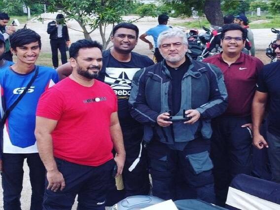Ajith | பைக் ரைடு.. ரசிகர்கள்.. தல அஜித்தின் சமீபத்திய புகைப்படங்கள்! Ajith | பைக் ரைடு.. ரசிகர்கள்.. தல அஜித்தின் சமீபத்திய புகைப்படங்கள்!
