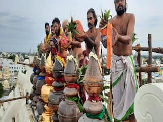 இடி விழுந்து சேதமடைந்த காஞ்சி காமாட்சியம்மன் கோயில் ராஜகோபுரத்திற்கு திருக்குடமுழுக்கு...!