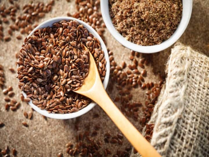 Flex Seeds Benefit: सर्दियों में खाएं अलसी के लड्डू, हार्ट और हेल्थ के लिए है बहुत फायदेमंद