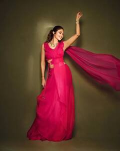 Shilpa Shetty Kundra ਦਾ ਸਾੜੀ ਲੁਕ ਸਭ ਤੋਂ ਸਟੀਕ, ਦੇਖੋ ਅਦਾਕਾਰਾ ਦੀਆਂ ਖੂਬਸੂਰ ਤਸਵੀਰਾਂ